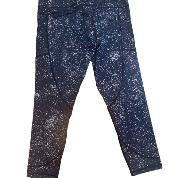 Zyia black reflective pocket light n tight hi rise 7/8 - Picture 5 of 6